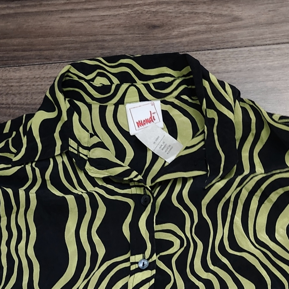 100% Silk, Mondi Black and Green Wave Pattern Button Shirt, Vintage Look - Picture 3 of 6